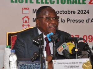 Ibrahime Coulibaly Kuibiert en mode volte-face : « L'extrait de naissance n'est pas obligatoire à l'inscription sur la liste électorale » Ledebativoirien.net